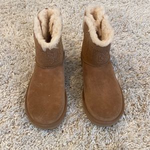 Uggs with rhinestone details size 7